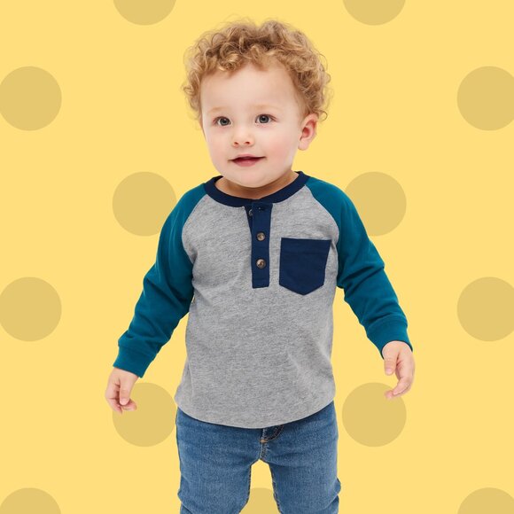 💙 Carter’s Henley Long Sleeve Raglan Tee – Size 18M - Picture 1 of 7